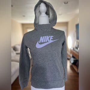Girls Nike hoodie sweater - Size Medium
